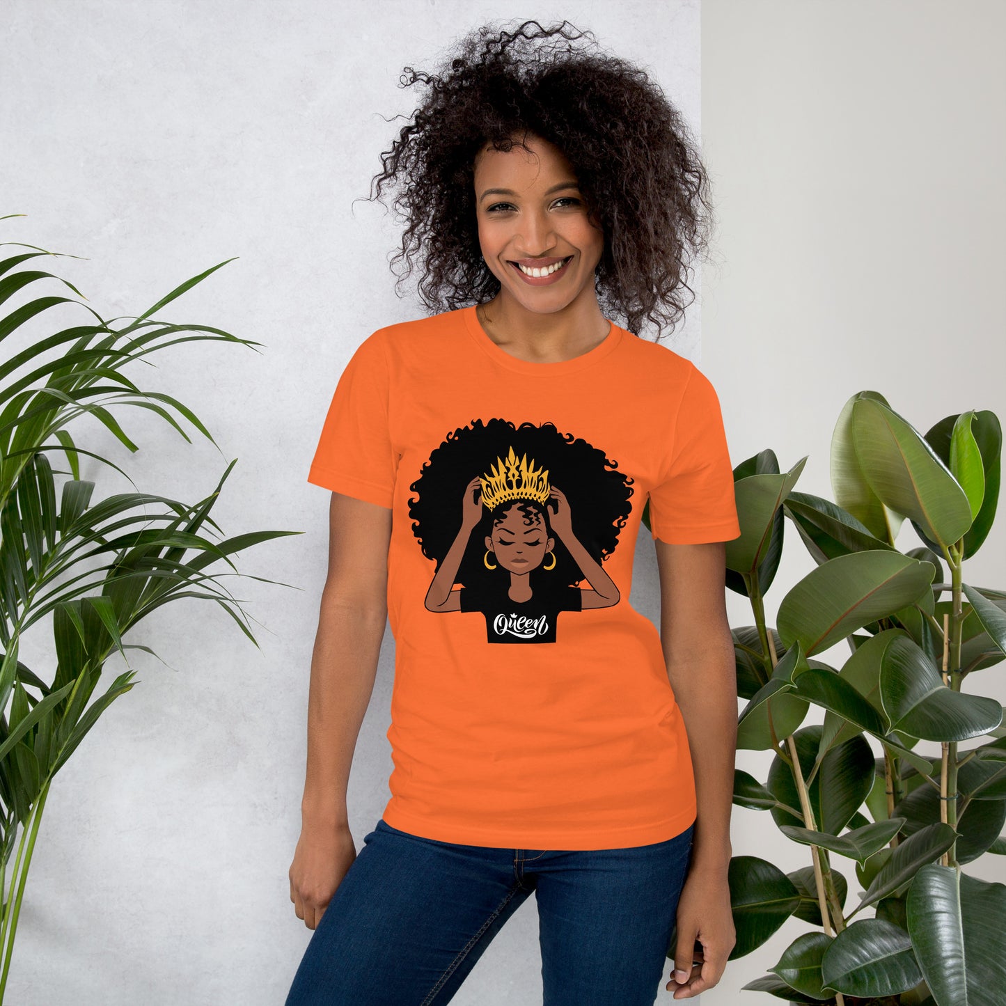 BLACK QUEEN WITH GOLD CROWN