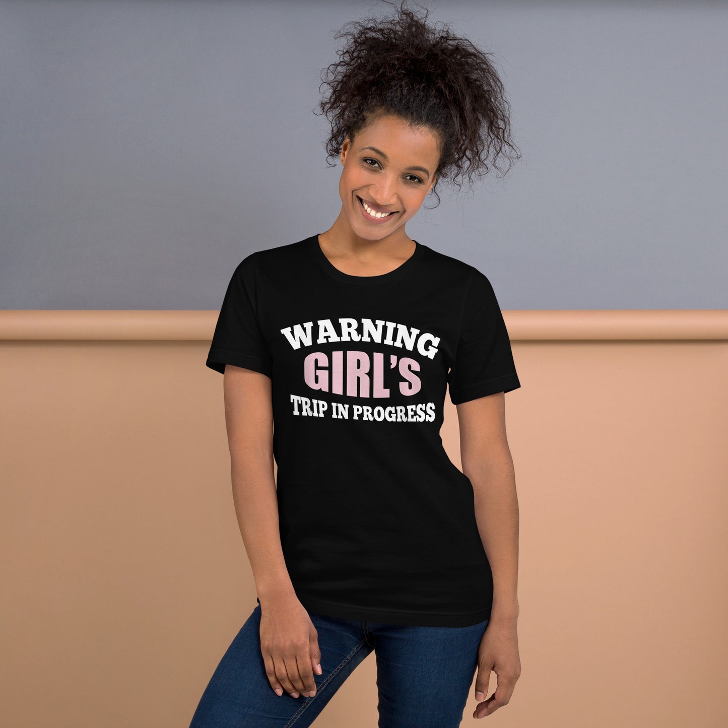 FUNNY VACATION TEES -WARNING GIRLS TRIP IN PROGRESS T-SHIRT