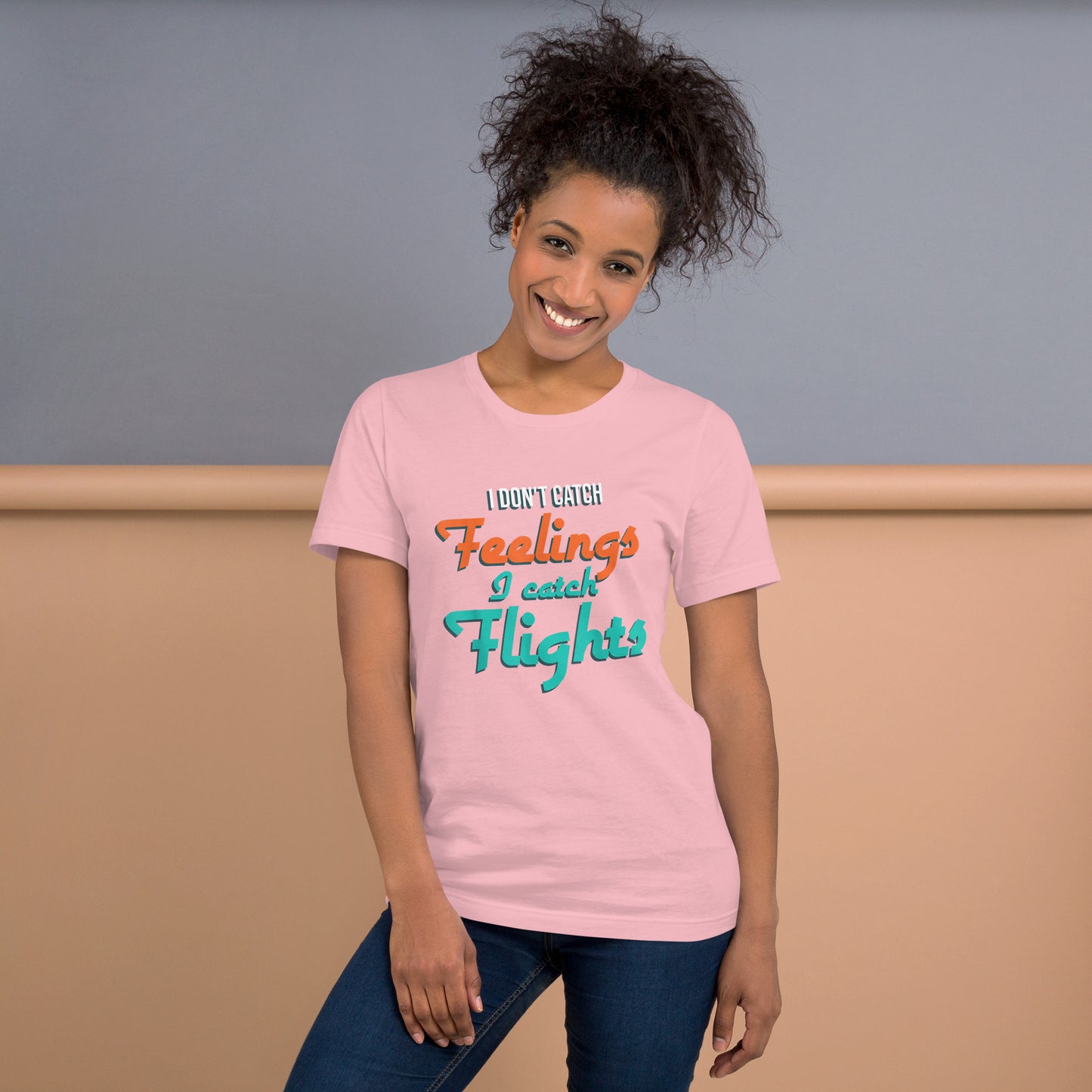 SHIRTOOPIA TSHIRT I DON'T CATCH FEELINGS I CATCH FLIGHTS T-S